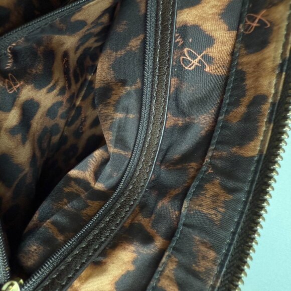 B Makowsky Brown Leather Shoulder Bag - Picture 13 of 16